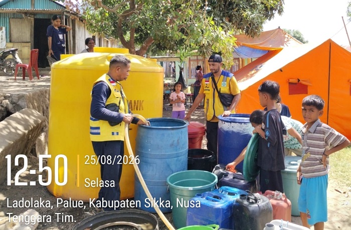 Kementerian PU salurkan 214 Ribu Liter Air Bersih kepada 21.740 Warga Terdampak Gempa Flores