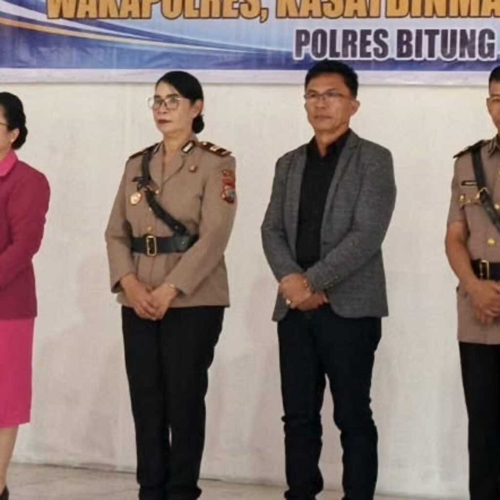 Kompol Daniel Korompis Haru Saat Pisah Sambut Wakapolres Bitung