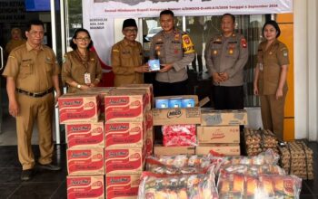 Polres Ketapang Salurkan Bantuan Sembako untuk Warga Terdampak Karhutla melalui Dinas Sosial
