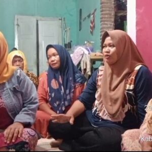 Suami di tahan seorang diri dalam perkara dugaan pengeroyokan, Sang istri minta keadilan