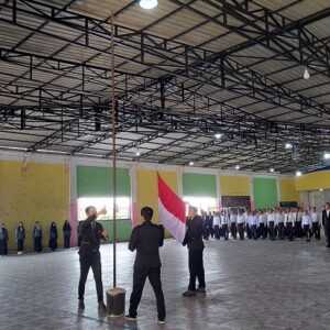 Gelar Upacara Bendera, IPWL LRPPN Bhayangkara Indonesia Serahkan KTA dan Surat Tugas 