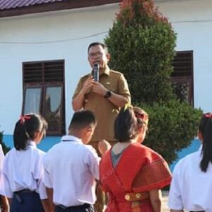 Kunjungi SMP Negeri 1 Balige, Bupati Toba Poltak Sitorus sampaikan 4 kata kunci sukses