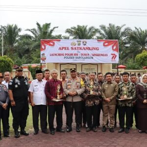 Kapolres Sarolangun Pimpin Apel Sat Kamling dan Launching Polisi RW/Dusun/Lingkungan
