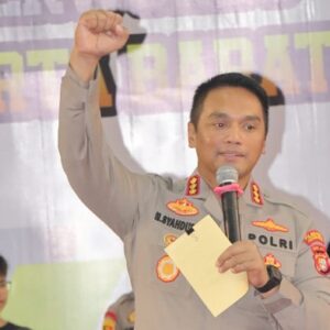 Meriahkan HUT ke-77 Bhayangkara, Kapolres Metro Jakarta Barat Resmi Buka Kejuaraan Tekwondo