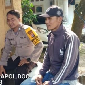 Anggota Polsek Cirinten Polres Lebak Laksanakan Silahturahim dan Sambang Warga
