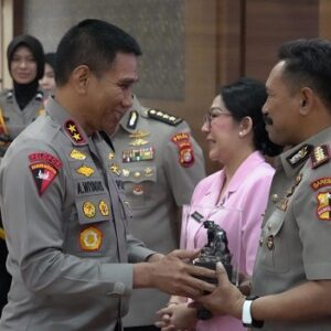 Kapolda Jabar Pimpin Sertijab PJU Polda Jabar dan Kapolres Jajararannya