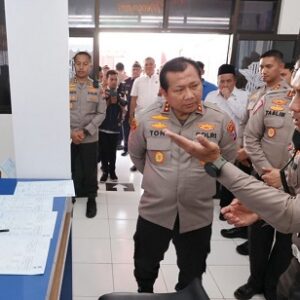 Kapolda Jatim Tinjau Pelayanan Publik dan Walk Thru di Polres Pasuruan