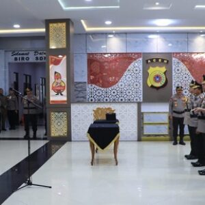 Kapolda Aceh Pimpin Upacara Sertijab 6 PJU dan 6 Kapolres Jajaran Polda Aceh