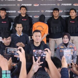 Seorang Guru PNS di Siram Air Keras Karena Pelaku Sakit Hati