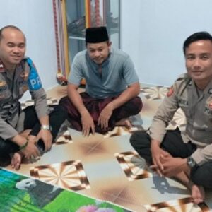 Jalin silaturahmi dan sinergitas, Anggota Polsek Cirinten sambangi rumah kader Badak Banten Perjuangan Cirinten