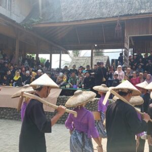 Tradisi adat Seren Taun banten Kidul ke 444 digelar di Kasepuhan Sinar Resmi 