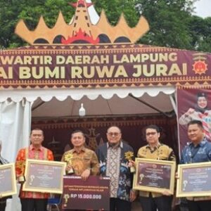 Hari Menabung Nasional, Pemkot Metro Raih Penghargaan Kejar Awards 2023 dari OJK