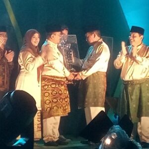 Wakil Gubernur Jambi secara resmi tutup Musabaqah Tilawatil Qur’an (MTQ) Ke-52 Tingkat Provinsi Jambi Tahun 2023