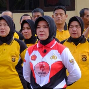 Sambut HUT ke 75, Polwan Polda Sumsel gelar senam bersama