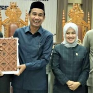 DPRD Kota Makassar dan Pemkot Makassar Sepakati Rancangan Perubahan PPAS APBD TA 2023