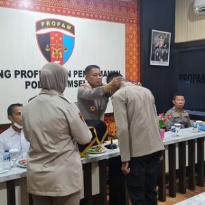 Kabid Propam Polda Sumsel Terus Berikan Motivasi dan Semangat kepada Para personel yang menjalani hukuman disiplin