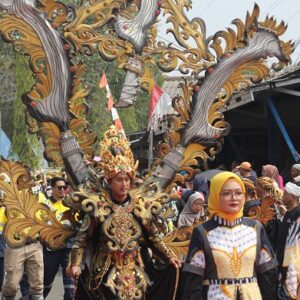 Peringati HUT ke 153, Kapolres Sukabumi AKBP Maruly Pardede hadiri Festival Bunga 