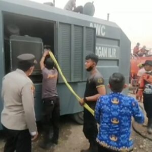 Atasi Karhutla, Polres Ogan Ilir modifikasi Mobil Water Cannon jadi Mobil Pemadam Kebakaran