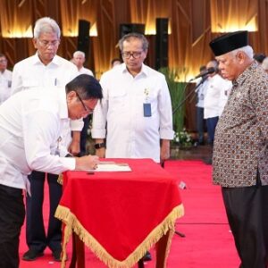 Menteri Basuki Lantik Pimpinan Tinggi Ahli Pratama dan Pejabat Fungsional Ahli Utama Kementerian PUPR