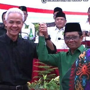 Jelang Pilpres, Ganjar-Mahfud MD Berkomitmen Berantas Kemiskinan dan Korupsi