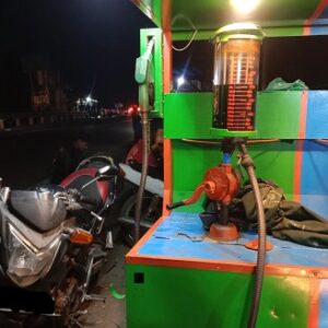 Untuk dijual kembali ke masyarakat, Warung sembako di Labuan akui gunakan kendaraan roda dua beli BBM di SPBU