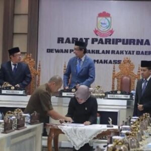 Paripurna DPRD Kota Makassar tentang Pemberhentian Wakil Walikota Makassar