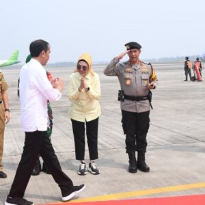 Kapolda Sumsel bersama Forkompimda antar kepulangan rombongan Presiden Republik Indonesia