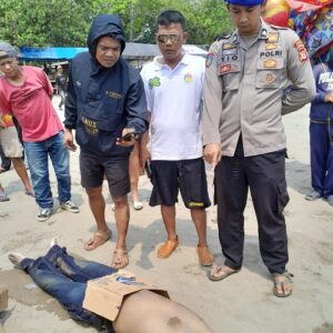 Penemuan sesosok mayat gegerkan warga dan pengunjung Pantai Istiqomah Citepus