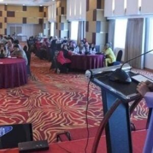 Anggota DPRD Kota Makassar, Fatma Wahyudin Sosialisasikan Perda Retribusi Perizinan Tertentu