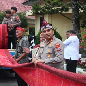 Hari Ulos Nasional IX Tahun 2023, Kapolres Toba : Ulos bukti sejarah yang mempersatukan