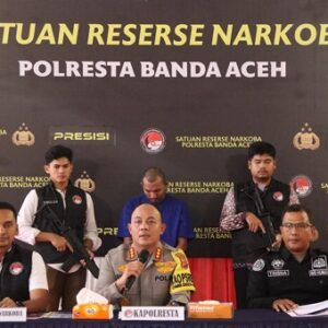 Luar Biasa! Satresnarkoba Polresta Banda Aceh, Berhasil Borgol DPO Kasus Sabu 10 Kg di Medan