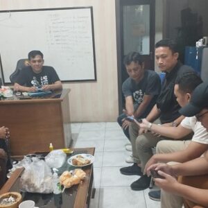 Cegah People Smuggling ke Australia, Polres Sukabumi serahkan 4 Warga Banglades ke Imigrasi Sukabumi