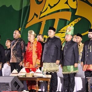 Ditandai dengan menumbuk rempah pada leusoeng kayee, Kapolda Aceh buka PKA ke 8