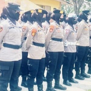 Karo SDM Polda Sumsel berikan arahan kepada Tiem Negosiator saat laksanakan pelatihan