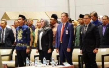 Ketua DPRD Kota Makassar, Rudianto Lallo Hadiri Pengukuhan Apiaty Amin Syam Sebagai Guru Besar Bidang Sosial Ekonomi Pertanian