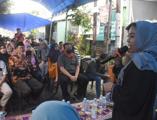 Dewan DPRD Kota Makassar Nunung Dasniar Soroti Kenaikan Retribusi Sampah di Dapilnya Saat Reses