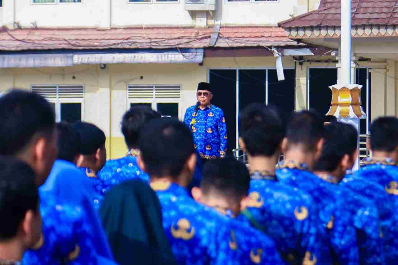 Pimpin Apel Hari Kesadaran Nasional, Benyamin: Layani Masyarakat dengan Hati, Sepenuh Hati dan Hati-Hati