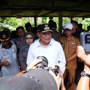 Pj Gubernur Sulsel Targetkan Kabupaten Enrekang Jadi Sentral Sapi Perah