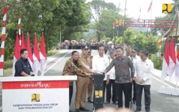 Presiden Jokowi Resmikan 27 Ruas Inpres Jalan Daerah di Sulawesi Selatan Senilai Rp 669 Miliar
