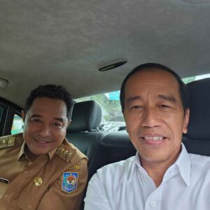 Pj Gubernur Bahtiar Semobil dengan Presiden Jokowi, Laporkan Perkembangan Sulsel