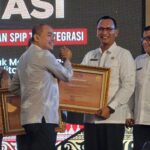 Level Meningkat Dari 2022 BPKP-RI, Berikan Penghargaan ke PJ. Bupati Aceh Selatan