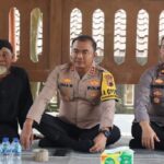 Kapolres Blora Kunjungi Kampung Samin Sedulur Sikep Desa Klopoduwur Banjarejo