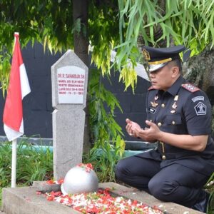 Peringati Hari Bhakti Pemasyarakatan ke-60 Tahun, Rutan Kelas I Jakarta Tabur Bunga di Taman Makam Pahlawan Kalibata