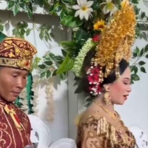 Heboh! Pengantin Wanita Pingsan Usai Resepsi, Diduga Korban Perjodohan Beda 35 Tahun!