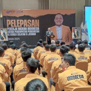 Pahlawan Devisa Beraksi! Benny Lepas 165 PMI ke Korea dan Jerman, Kurangi Pengangguran dan Sumbang Rp 227 Triliun