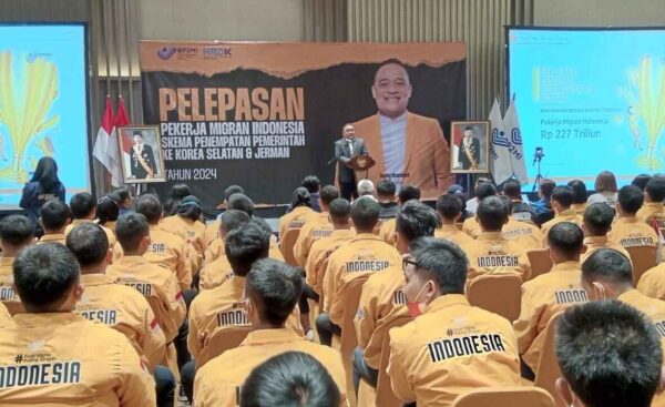 Pahlawan Devisa Beraksi! Benny Lepas 165 PMI ke Korea dan Jerman, Kurangi Pengangguran dan Sumbang Rp 227 Triliun