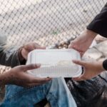 Kekuatan Ajaib Sedekah: Menghapus Dosa Seperti Air Memadamkan Api