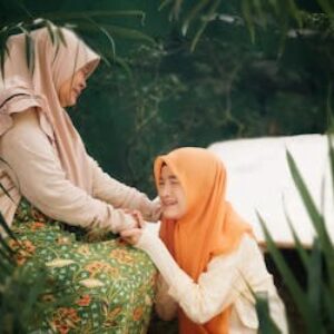 Dosa Besar Memaki Orang Tua: Pelajaran dari Hadits Nabi SAW