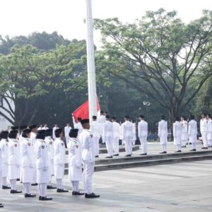 Kadispodirga Lanud Husein Sastranegara Bacakan Pembukaan UUD 1945 di Upacara HUT ke-79 RI