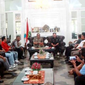 King Naga Kunjungi Pendopo Lebak, Dukung Pj Bupati Lebak Jaga Netralitas Pilkada